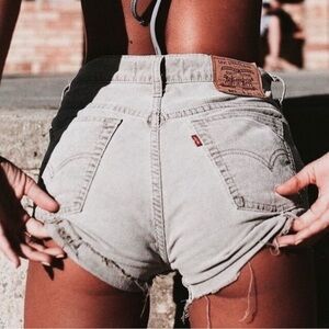 Levi’s light Gray Denim cutoffs jean Shorts size 29